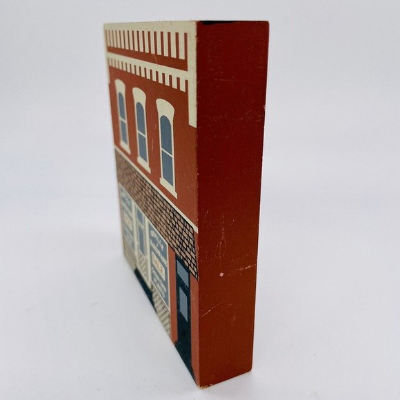 The Cat's Meow Market Street Series Seville Hardware Store Signed 1993 - Picture 3 of 6